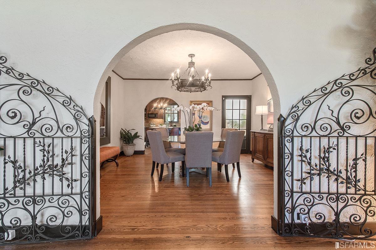 archway dining room