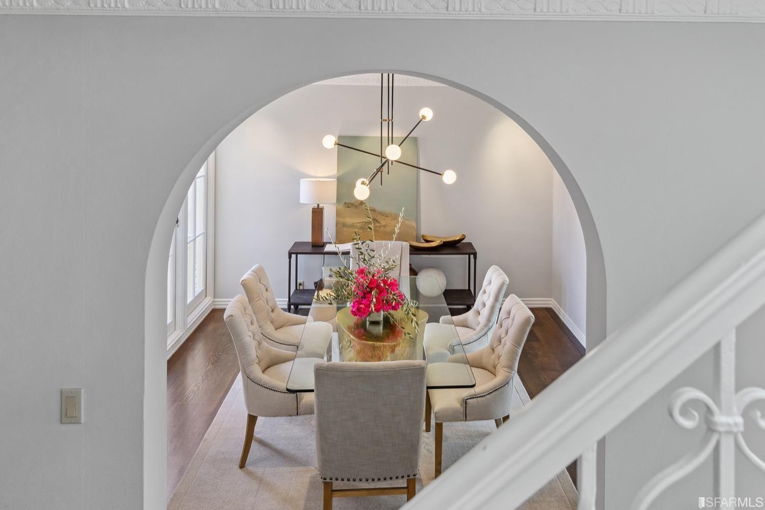 archway into dining area